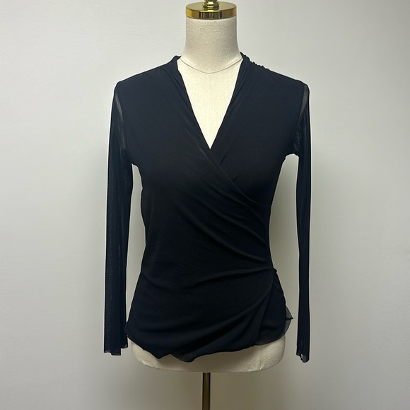 100% Nylon Long Sleeve Top - Picture 1 of 9